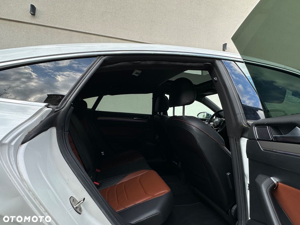 Volkswagen Arteon 2.0 TDI SCR Elegance DSG - 15