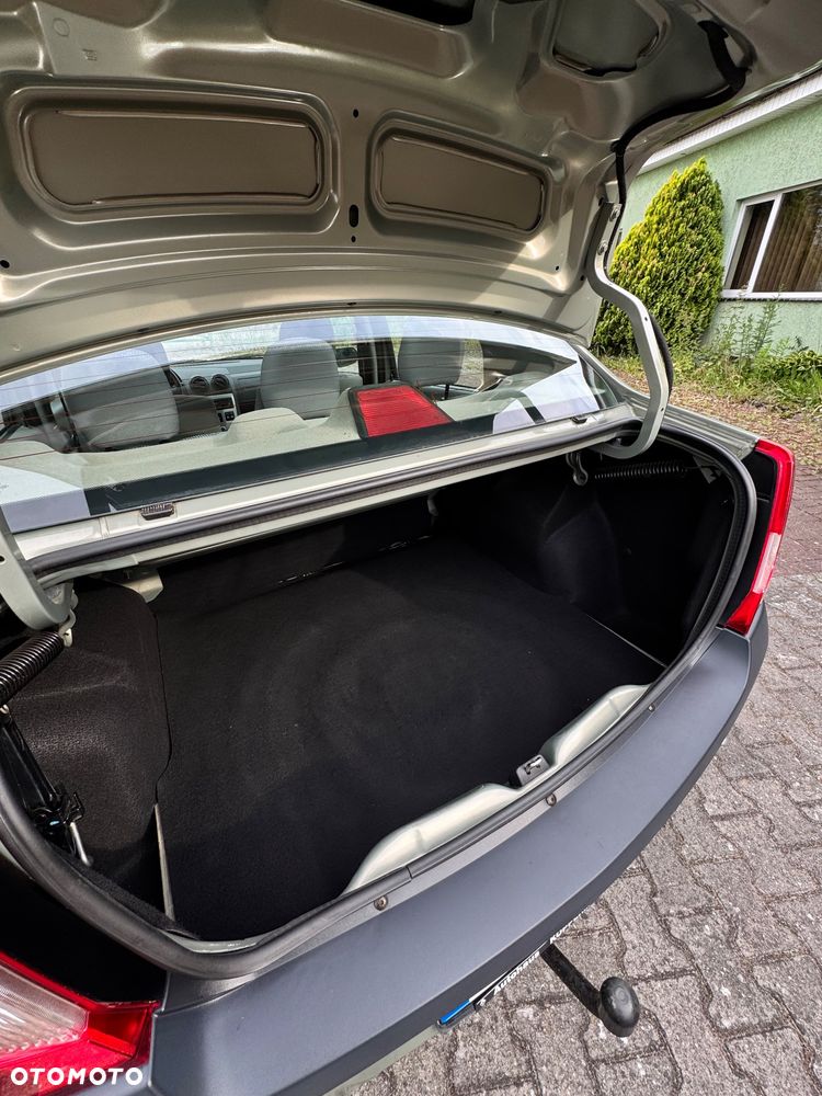 Dacia Logan 1.4 - 13