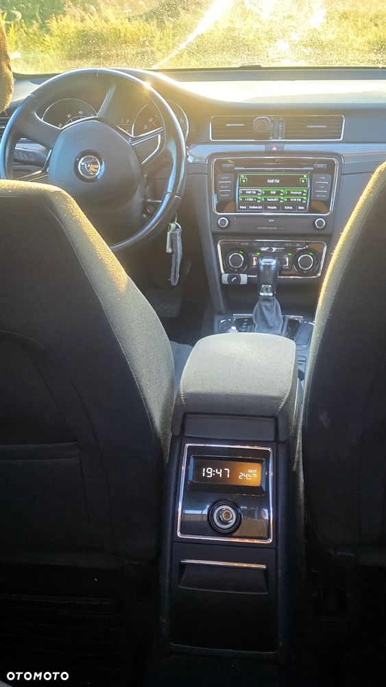 Skoda Superb 1.8 TSI Active DSG - 13