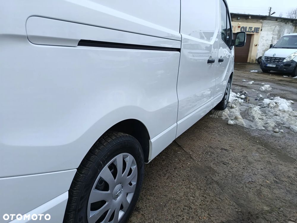 Opel Vivaro LONG L2H1 1.6 diesel 125kM 2018 rok SUPER STAN, WEBASTO, NIE WYMAGA WKŁADU FINANSOWEGO!!! - 20