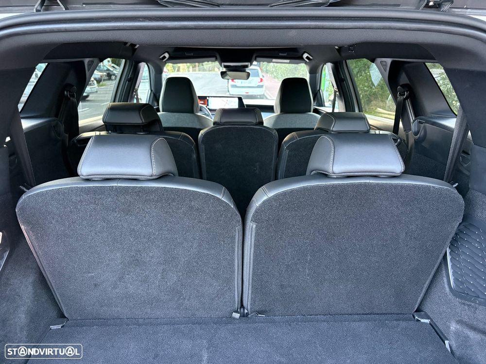 Peugeot 5008 1.2 Hybrid Allure e-DCS6 - 31