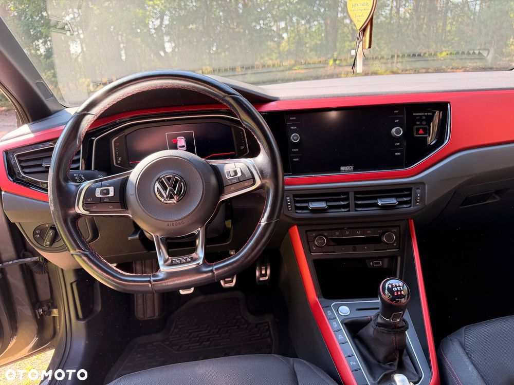 Volkswagen Polo 2.0 TSI OPF GTI - 20