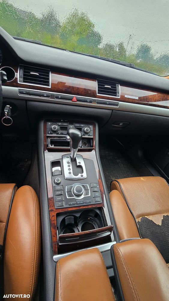 Audi A8 - 14