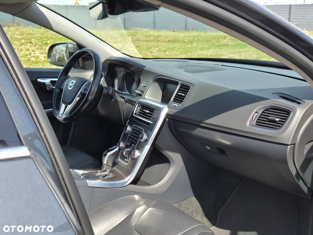 Volvo S60 T5 Drive-E Summum - 12