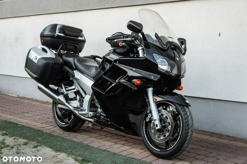 Yamaha FJR - 4