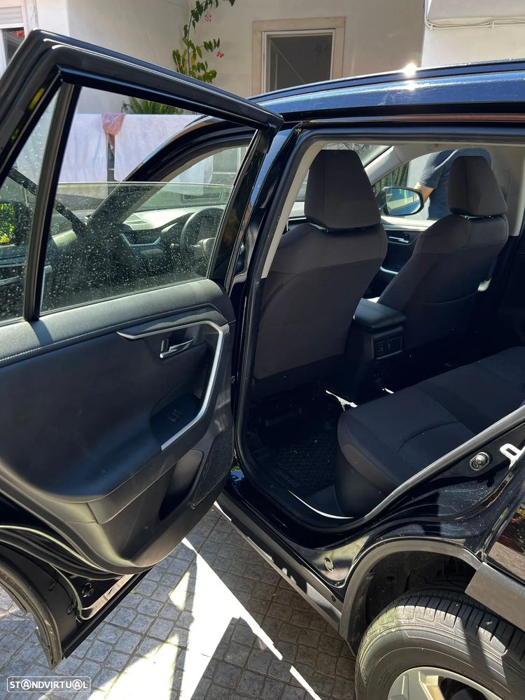 Toyota RAV4 2.5 HDF Comfort - 14