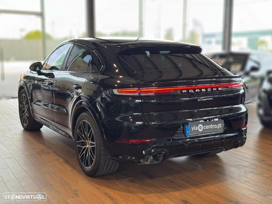 Porsche Cayenne Coupé E-Hybrid - 2