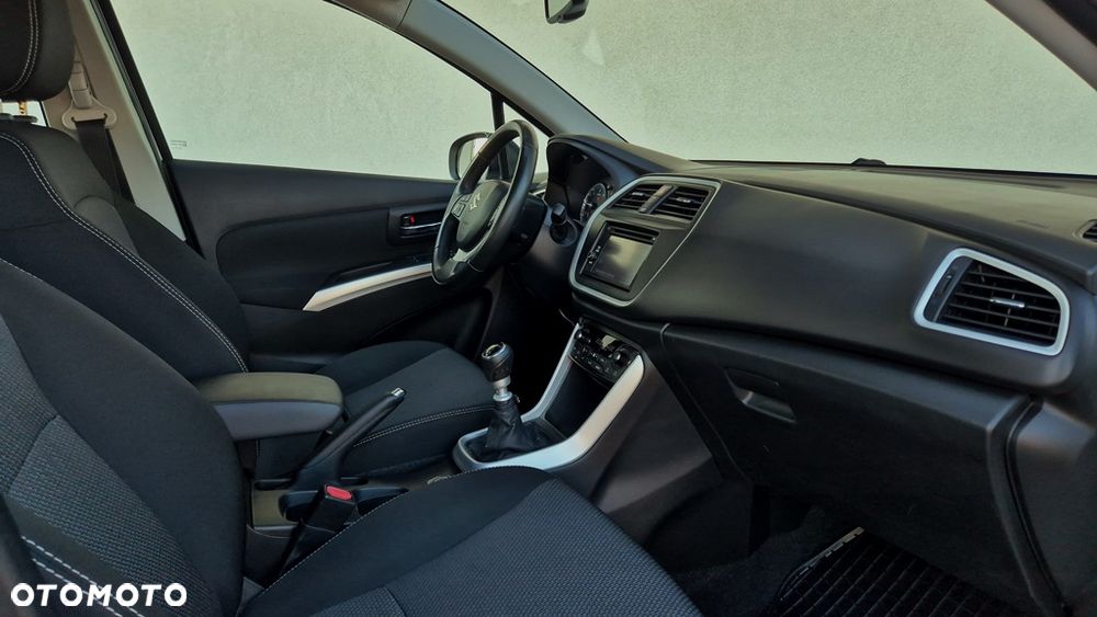 Suzuki SX4 S-Cross 1.6 DDiS 4x4 Comfort+ - 21