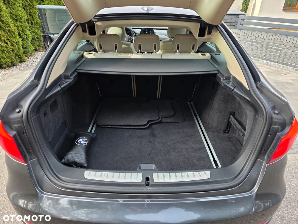 BMW 3GT 318d Modern Line - 17