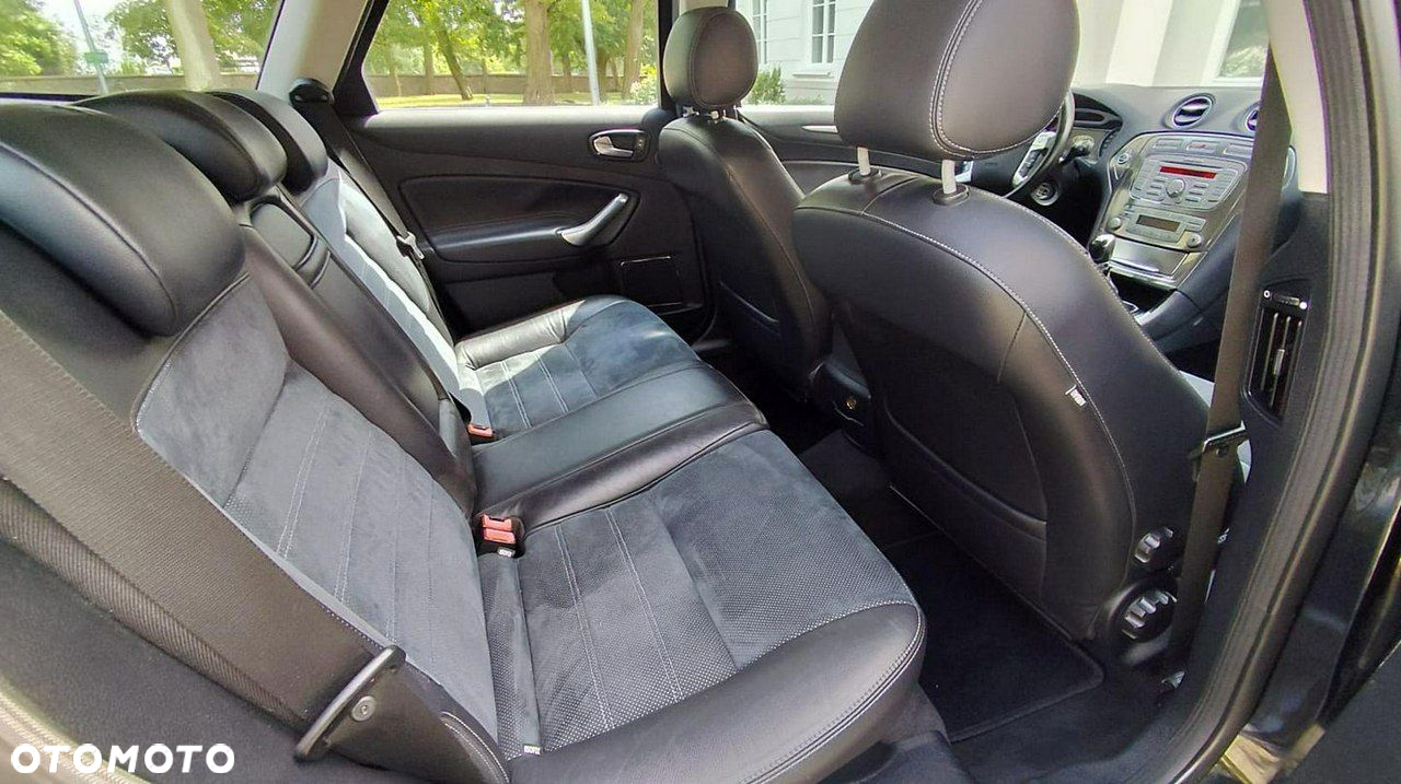 Ford Mondeo - 14