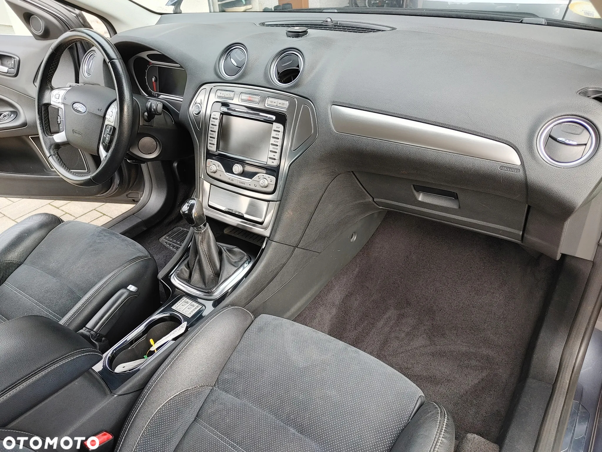 Ford Mondeo 2.0 Ghia - 5