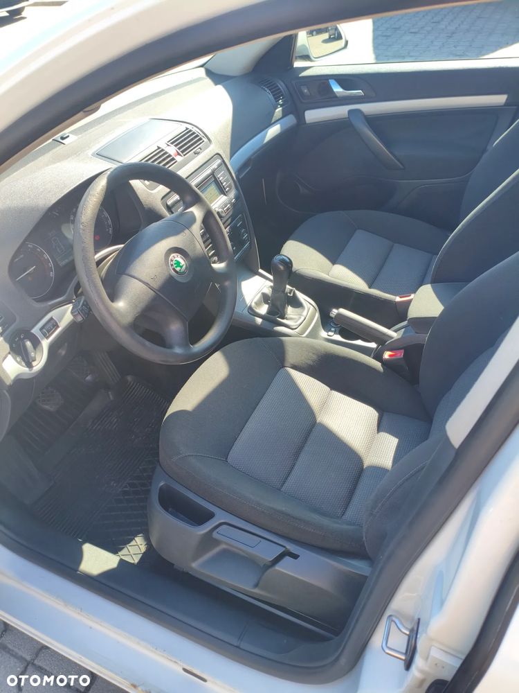 Skoda Octavia 1.9 TDI DPF Classic - 3