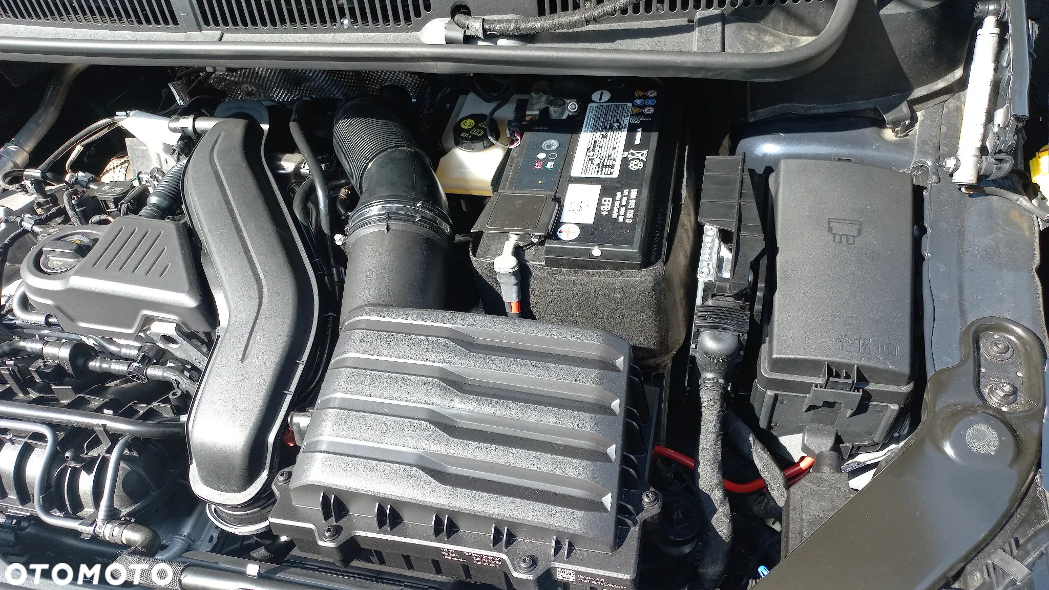 Volkswagen Touran - 32