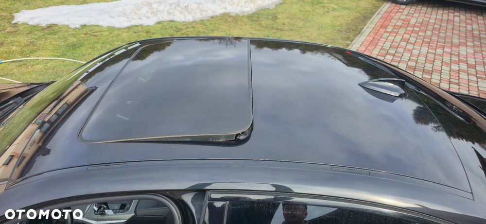 BMW Seria 3 330e M Sport - 27