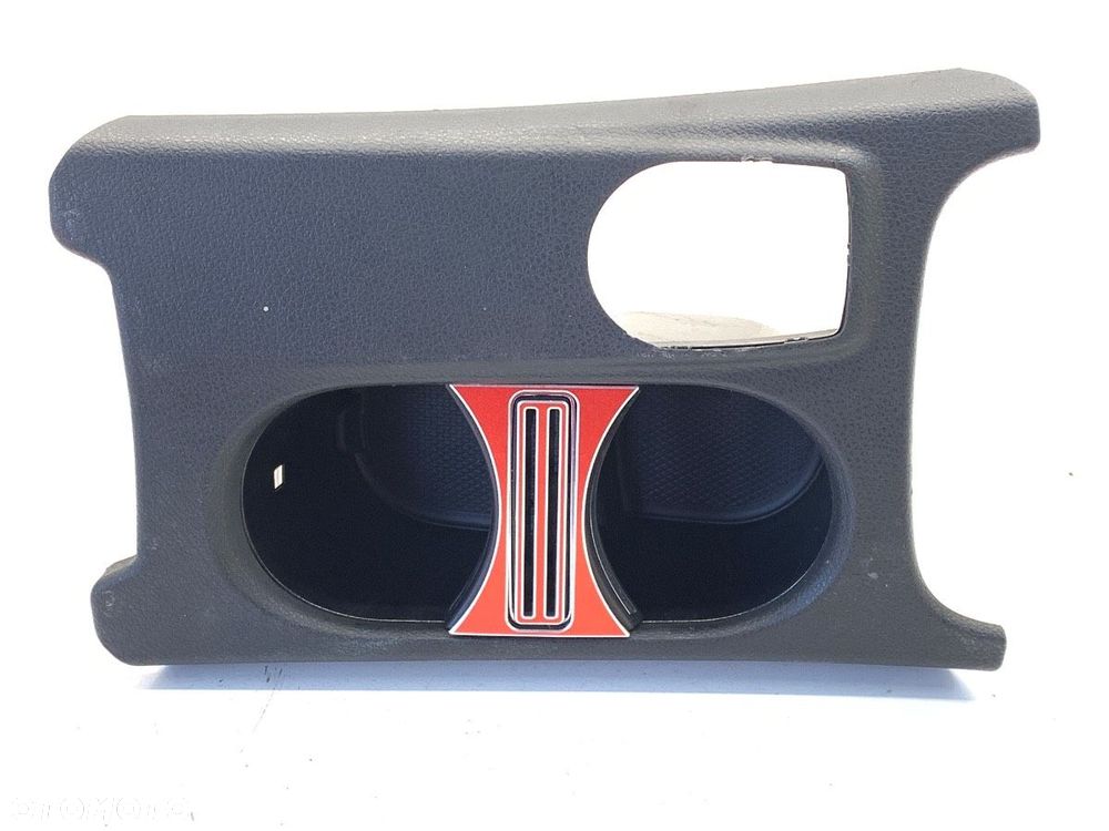 UCHWYT NA NAPOJE  MERCEDES-BENZ KLASA A (W176) 2012 - 2018 A 180 (176.042) 90 kW [122 KM] benzyna - 1