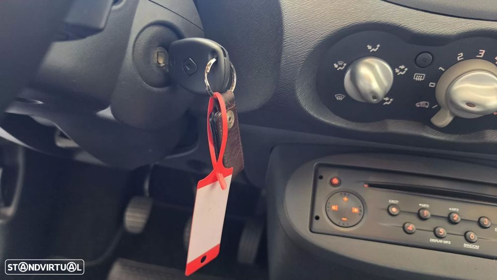 Renault Twingo 1.5 dCi Dynamique S - 39