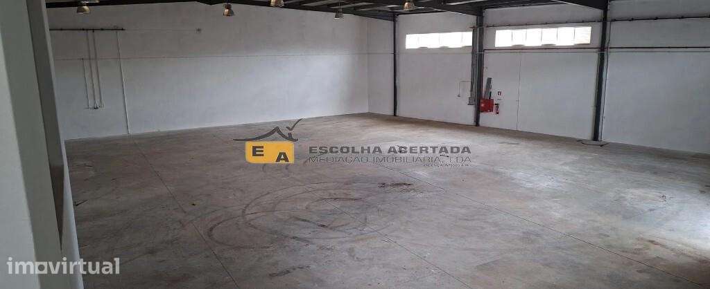 Armazém para arrendamento - Grande imagem: 5/7