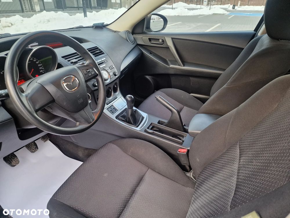 Mazda 3 - 5