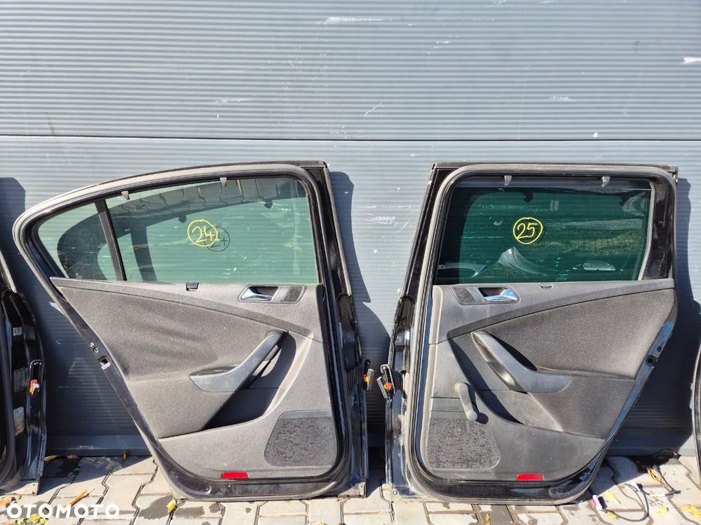 VOLKSWAGEN PASSAT B6 DRZWI - 8