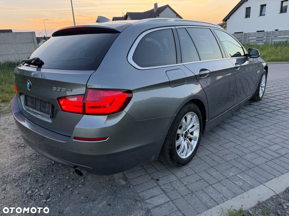BMW Seria 5 535d xDrive Sport-Aut Luxury Line - 4