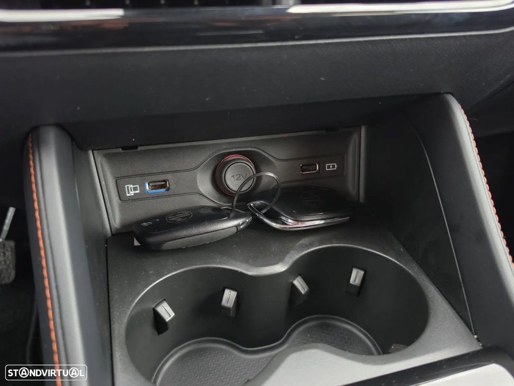 MG HS 1.5 Plug-in Hybrid Luxury - 17
