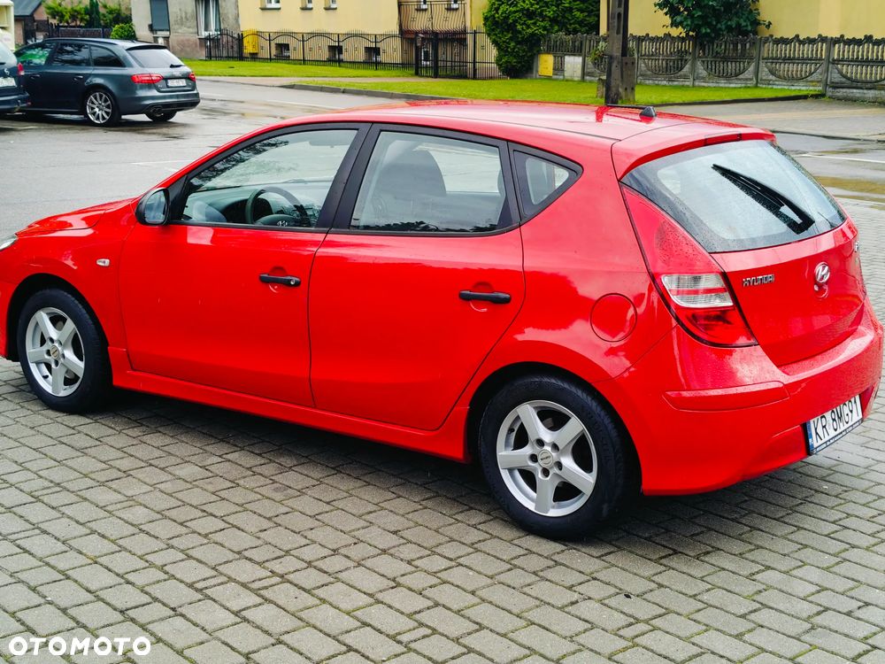 Hyundai i30 1.4 Blue Comfort - 25
