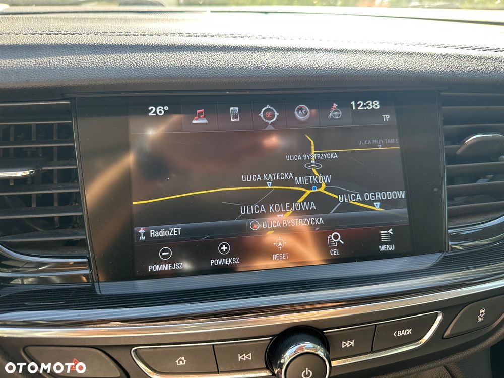 Opel Insignia - 38