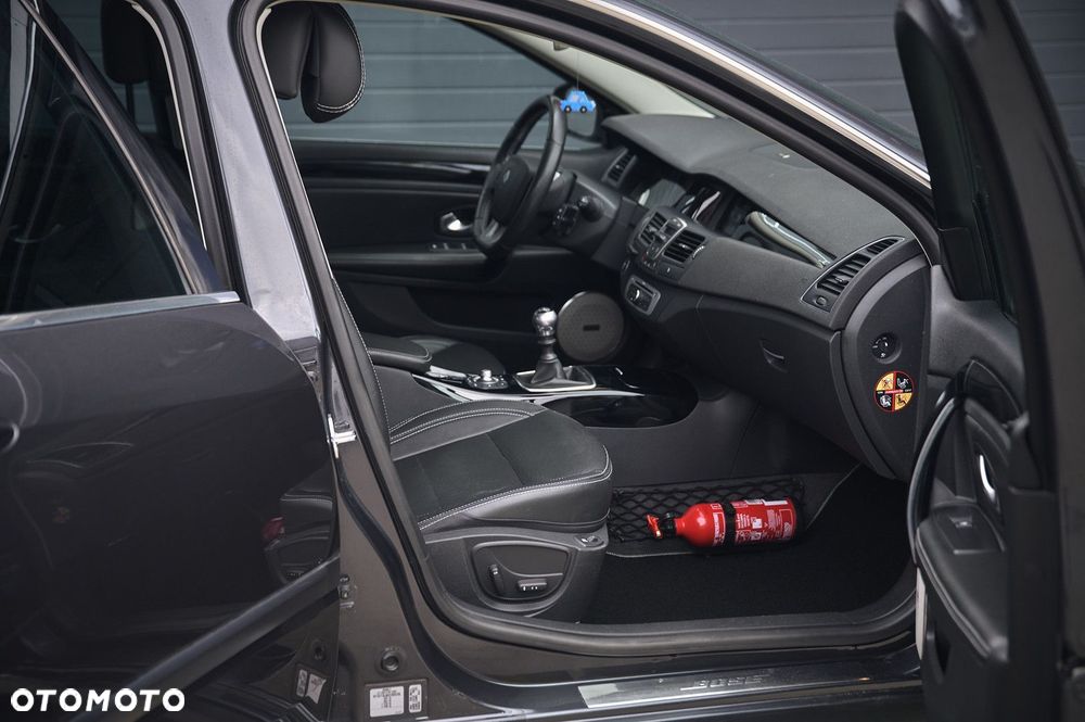 Renault Laguna 2.0 dCi Bose Edition - 11
