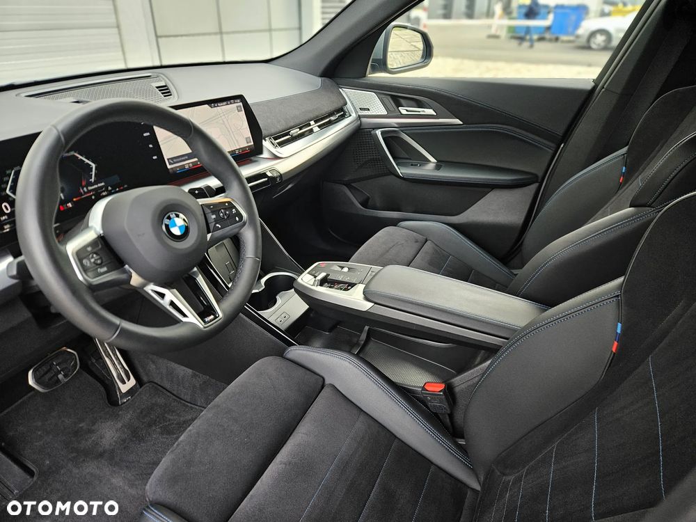 BMW X2 - 22