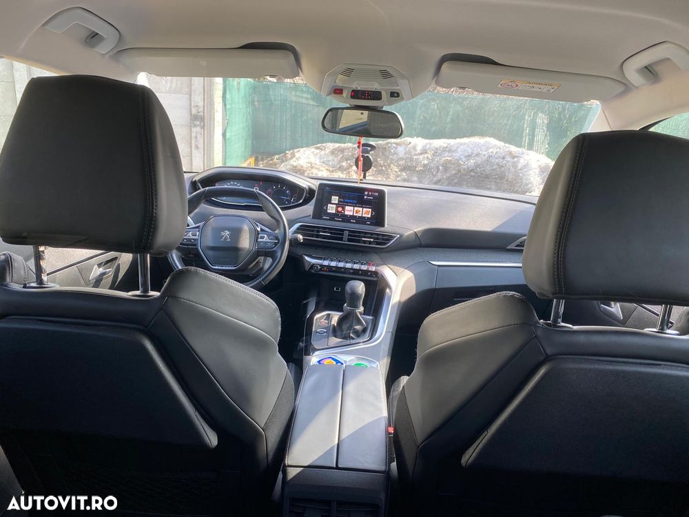 Peugeot 5008 1.2 Puretech Turbo s&s Active - 11