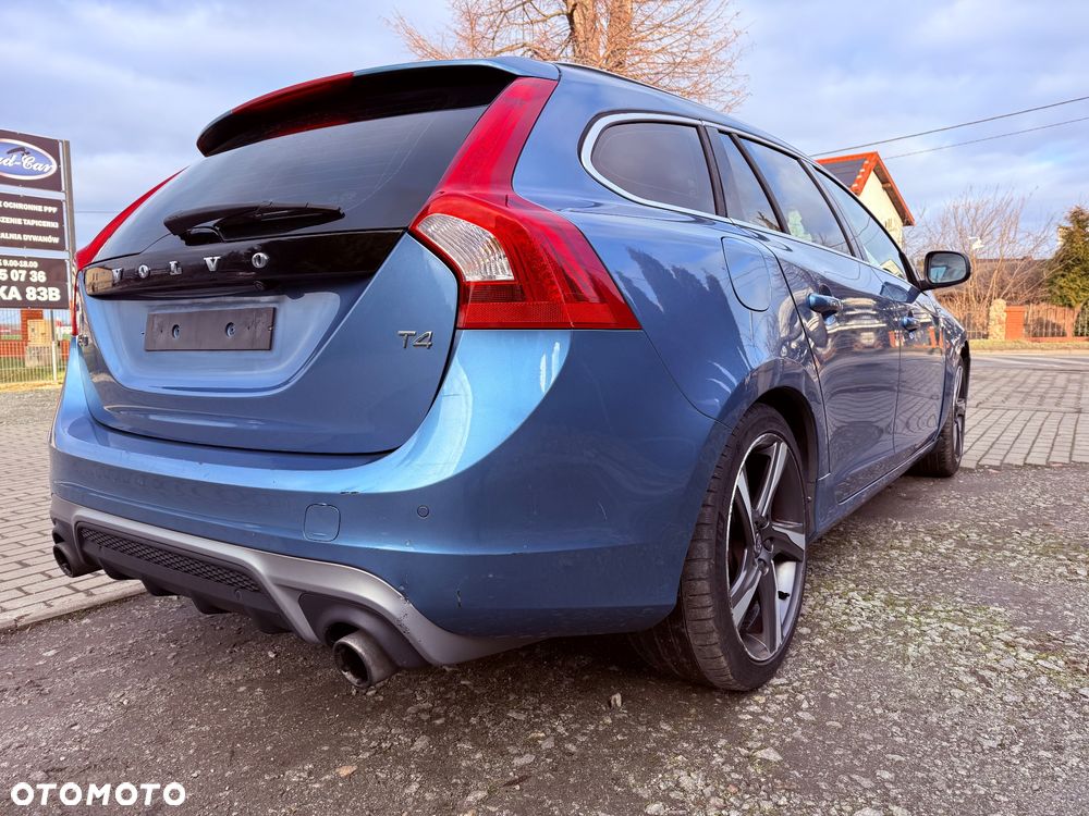 Volvo V60 T4 Geartronic RDesign - 9