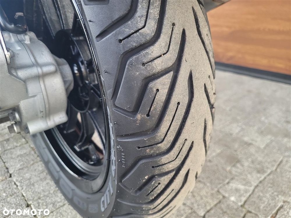 Kymco People - 19