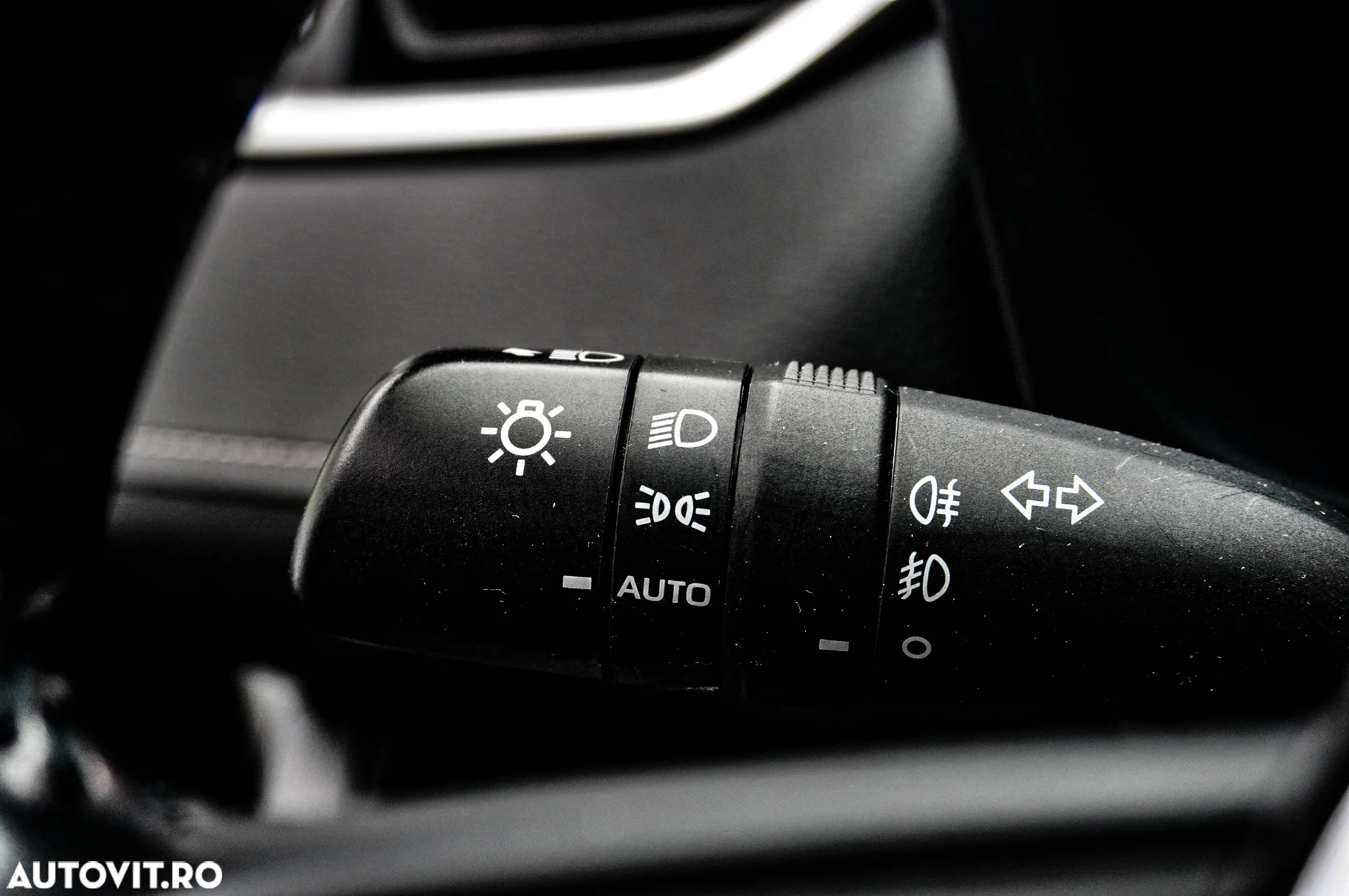 Toyota RAV4 2.5 Hybrid VVT-iE 4x4 Dynamic - 30