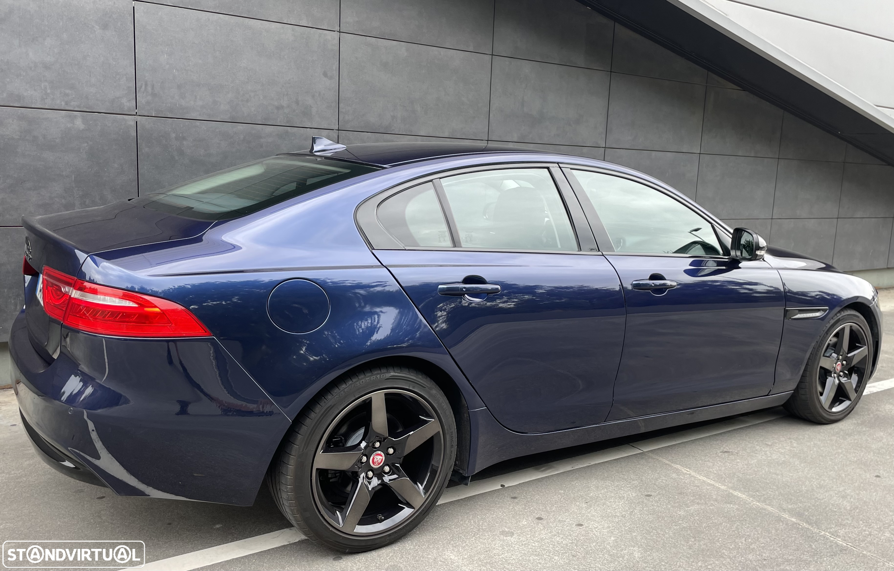 Jaguar XE E-Performance Aut. Pure - 17