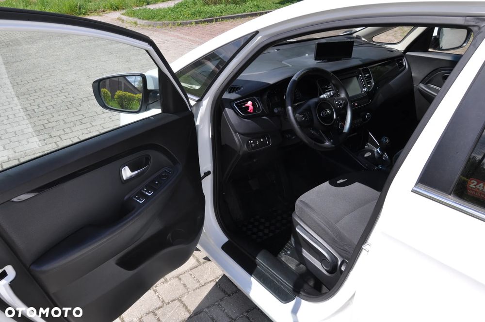 Kia Carens 1.6 GDI L - 10