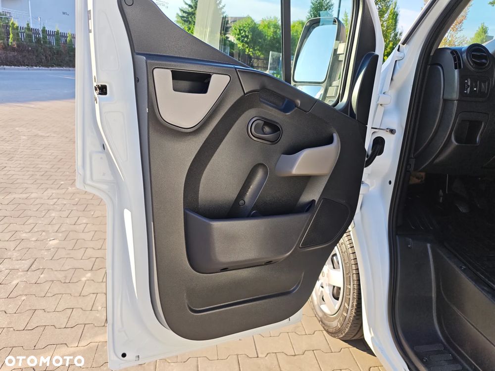 Renault Master Nissan NV400 - 14