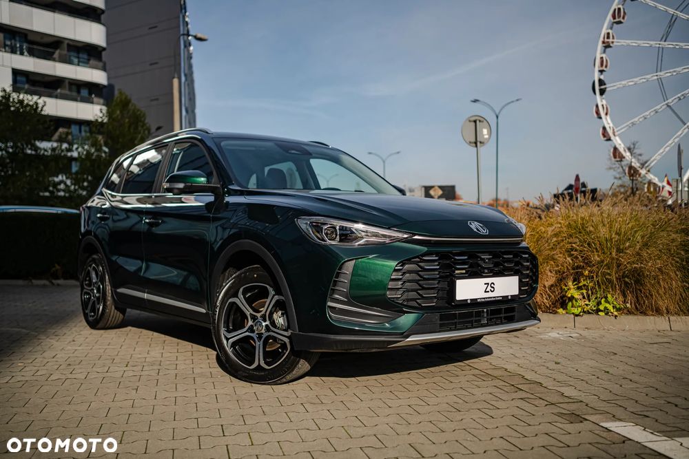 MG ZS - 8