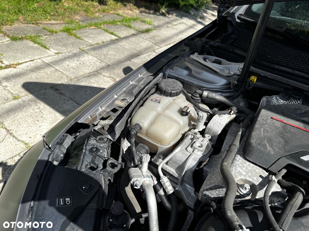 Mercedes-Benz CLA - 33