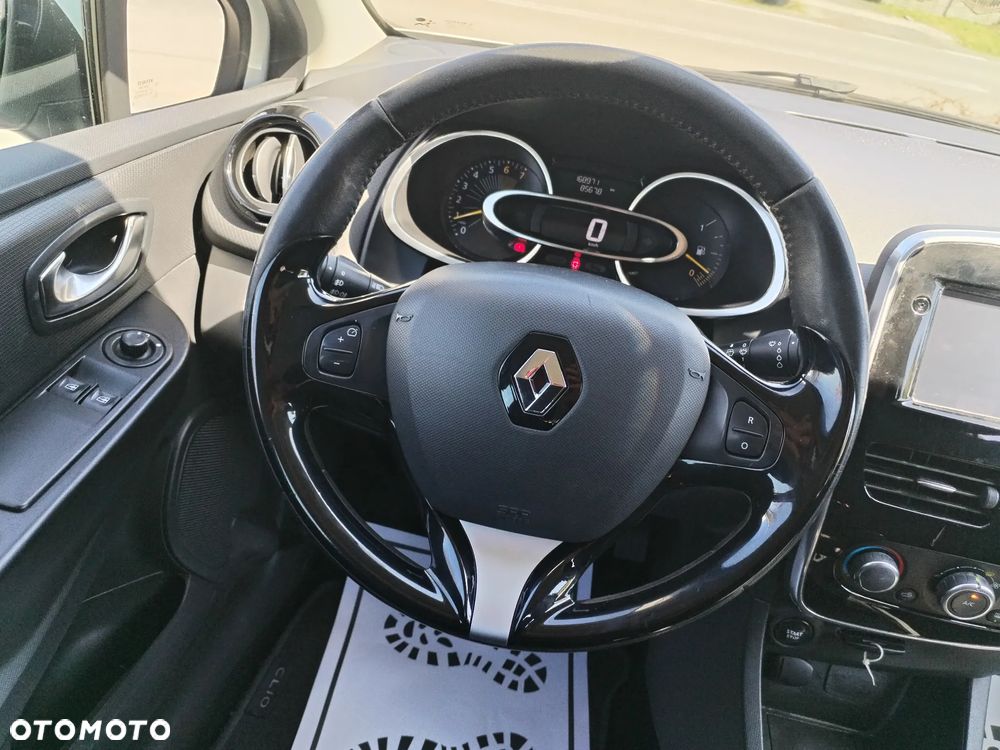 Renault Clio - 20