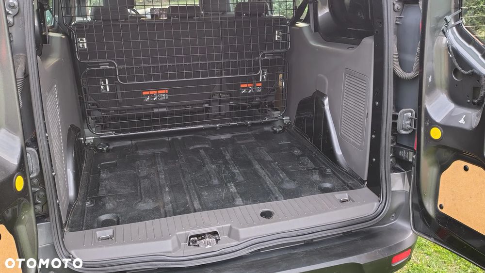 Ford Transit Connect - 10