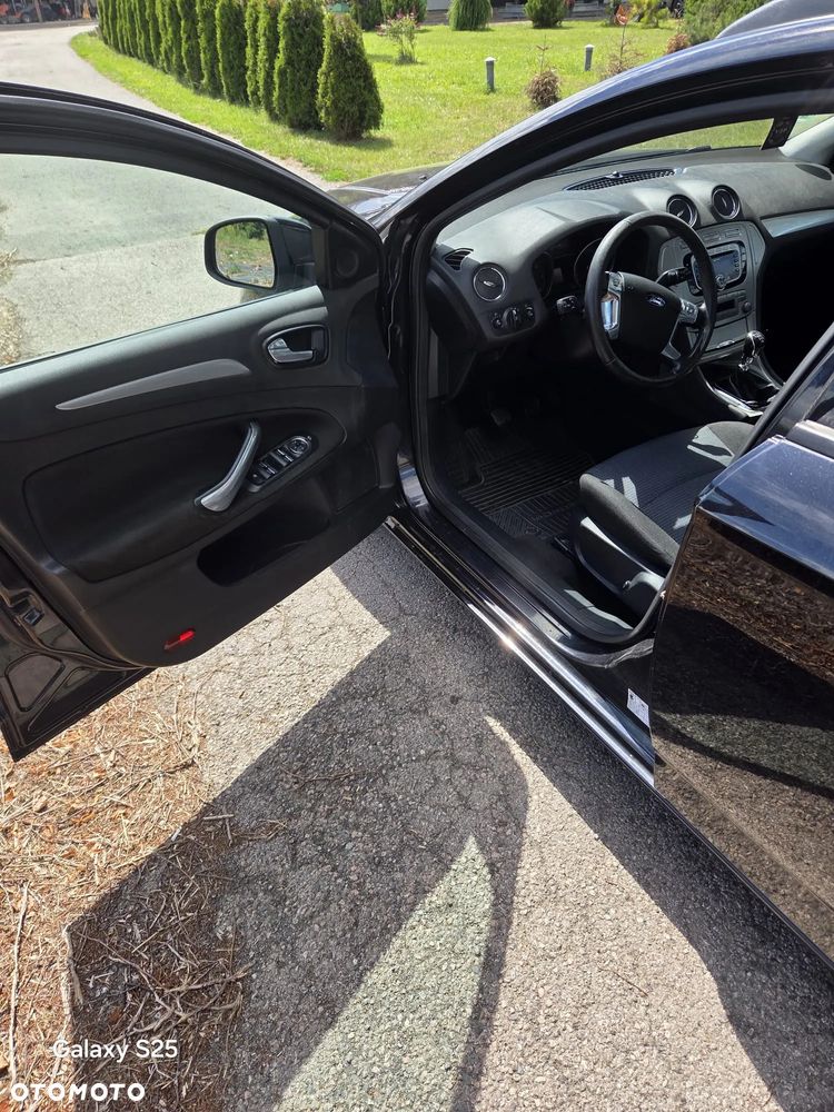 Ford Mondeo 2.0 TDCi Titanium - 17
