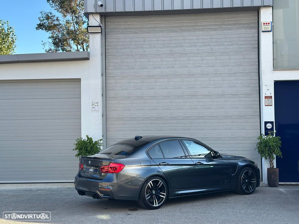 BMW M3 Auto - 3