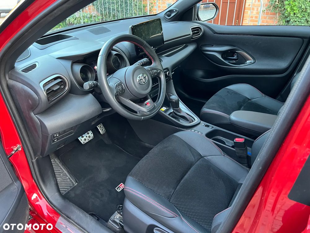 Toyota Yaris Hybrid 1.5 VVT-i GR SPORT - 9