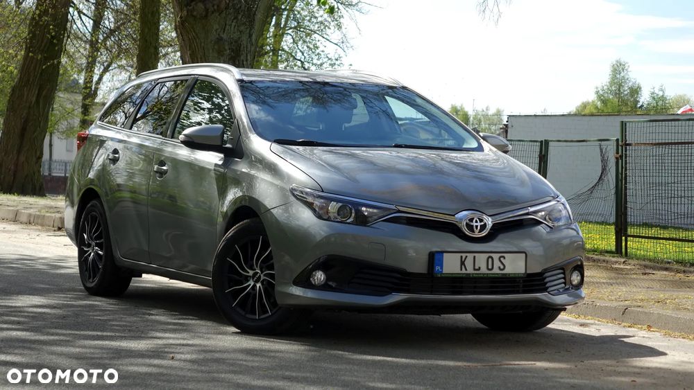 Toyota Auris - 39
