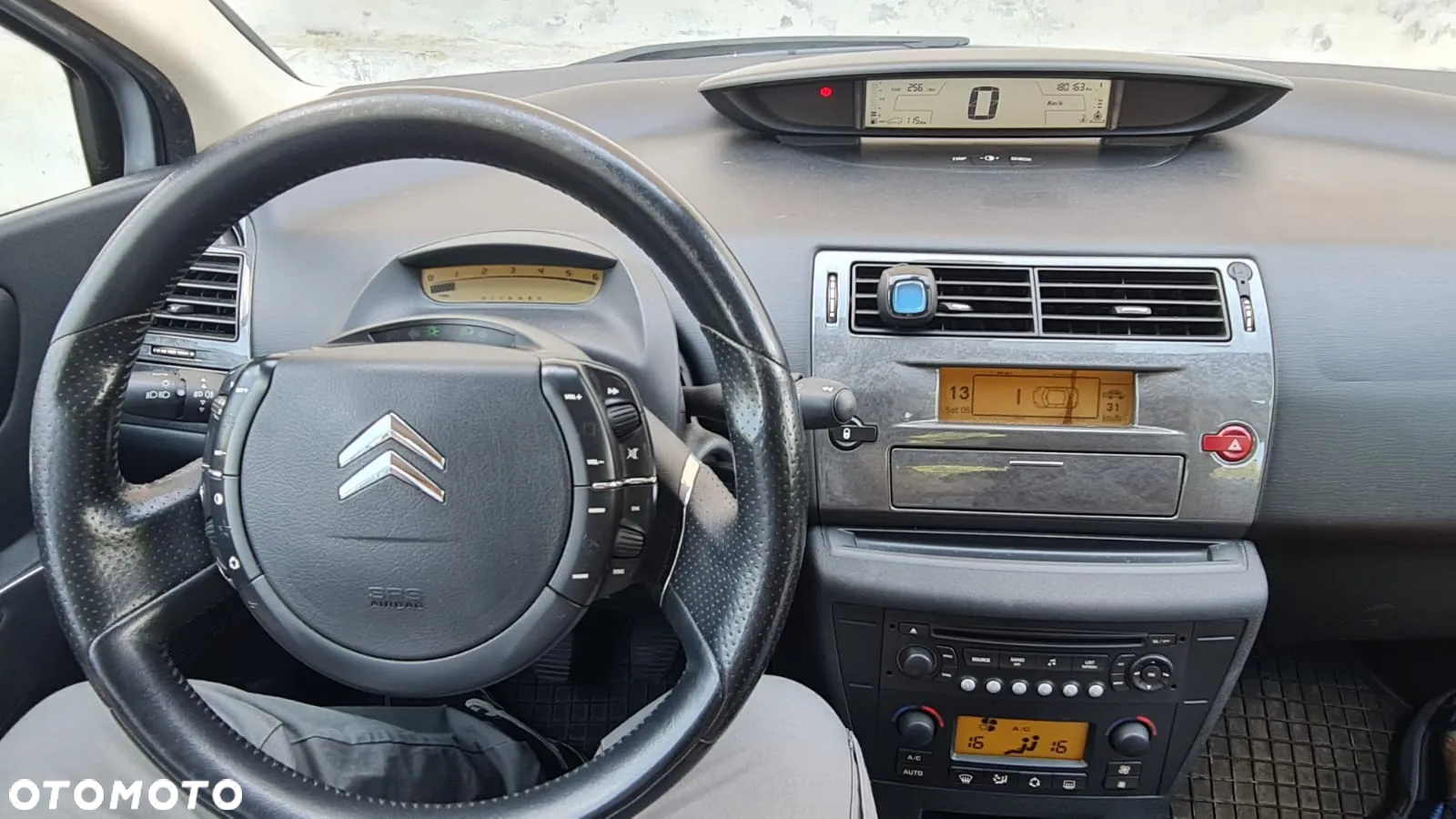 Citroën C4 1.6 HDi FAP Exclusive - 6