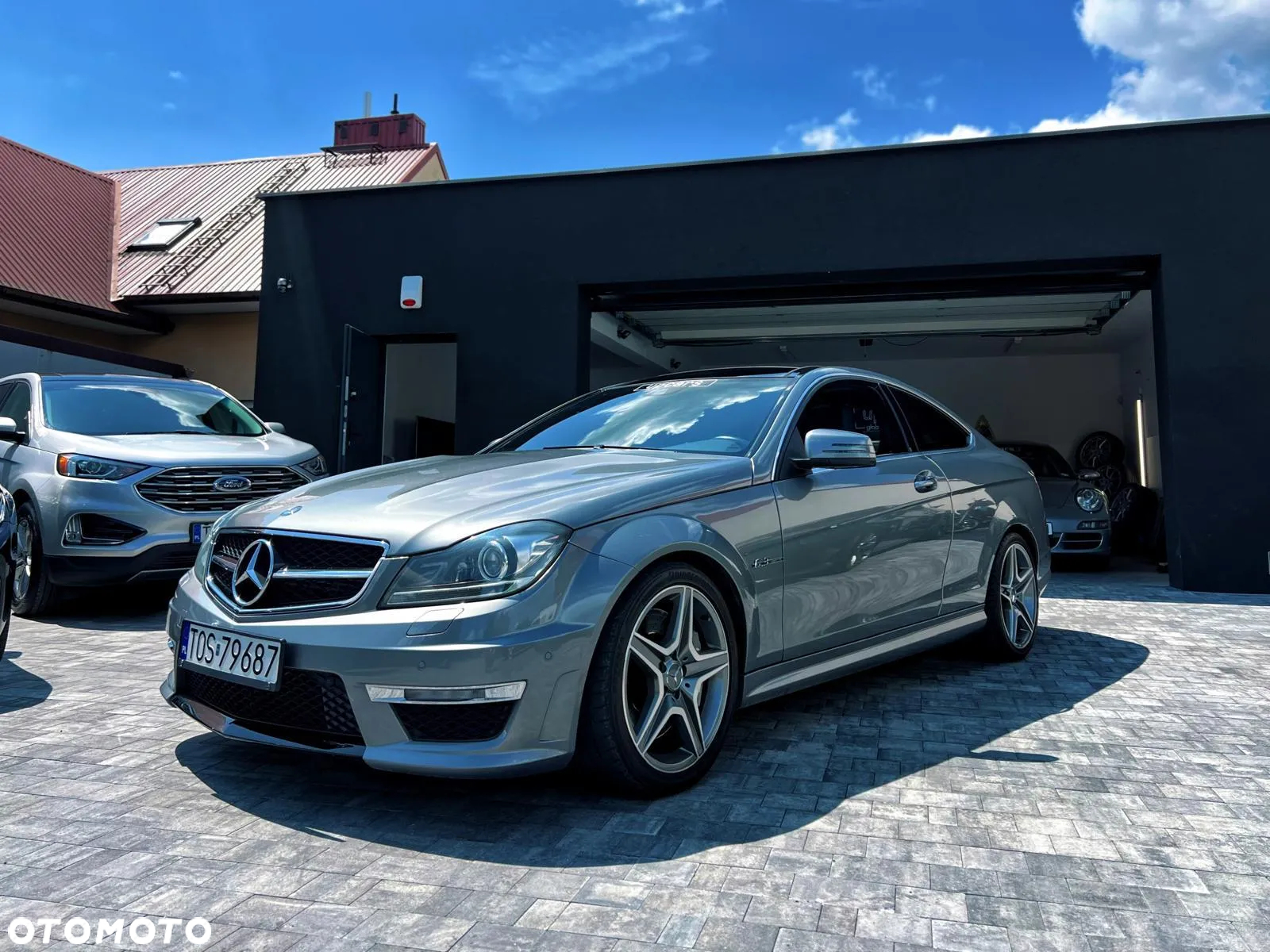 Mercedes-Benz Klasa C 63 AMG Coupe AMG SPEEDSHIFT MCT AMG Performance Package - 4