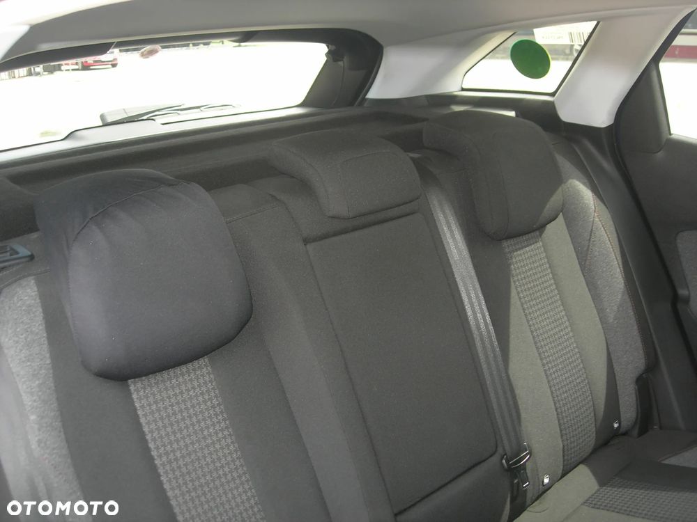 Peugeot 3008 - 21