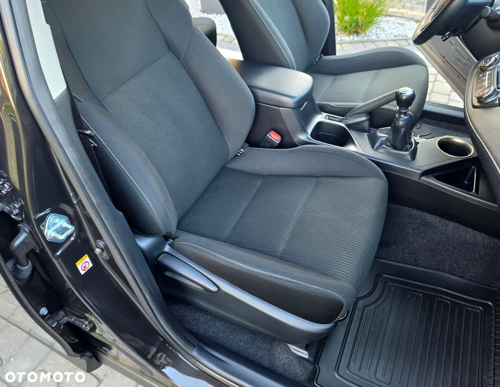 Toyota RAV4 2.0 Premium 4x4 - 31
