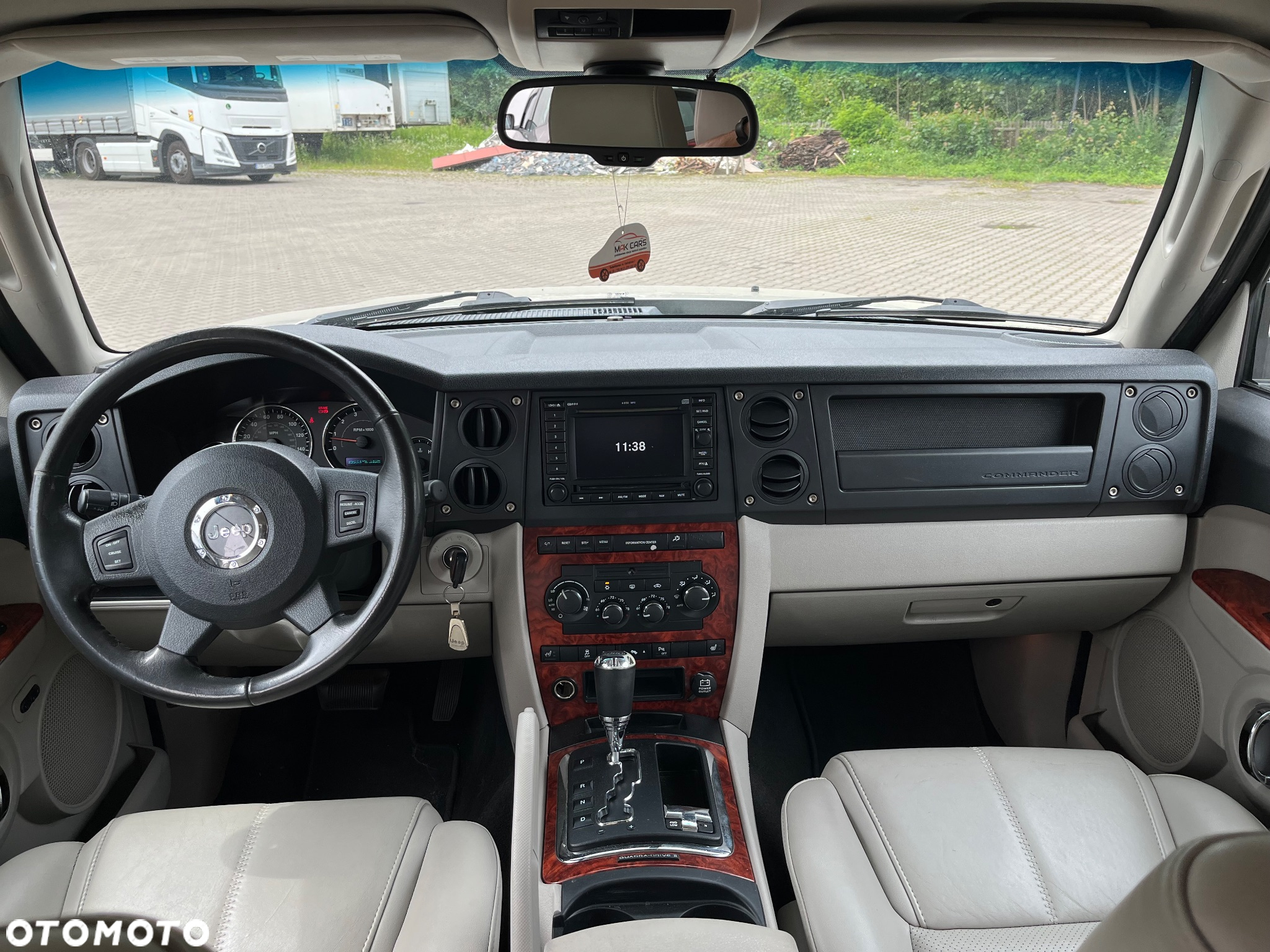Jeep Commander 5.7 V8 HEMI Automatik Limited - 5
