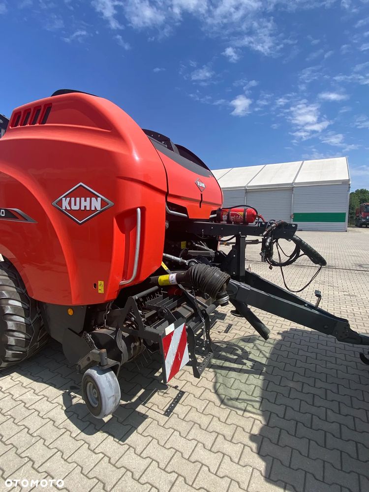 Kuhn Rundballenpresse VB 7160 - 6